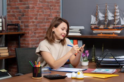 How to Decorate Your New Business on a Budget