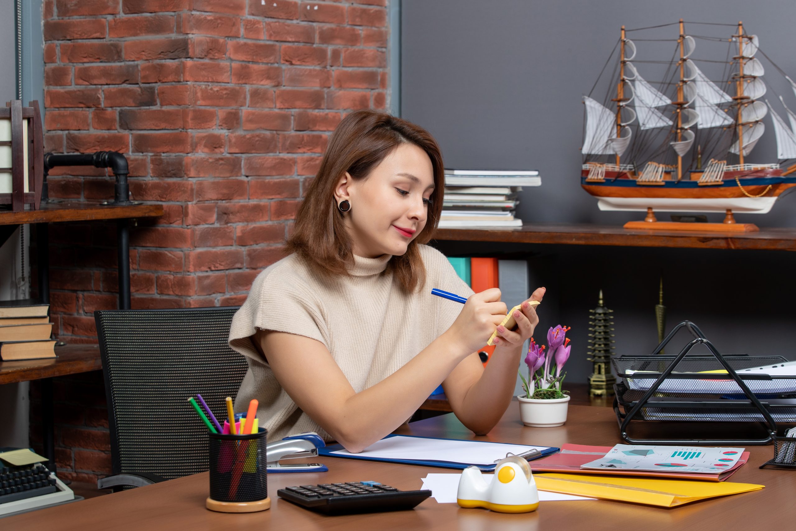 How to Decorate Your New Business on a Budget